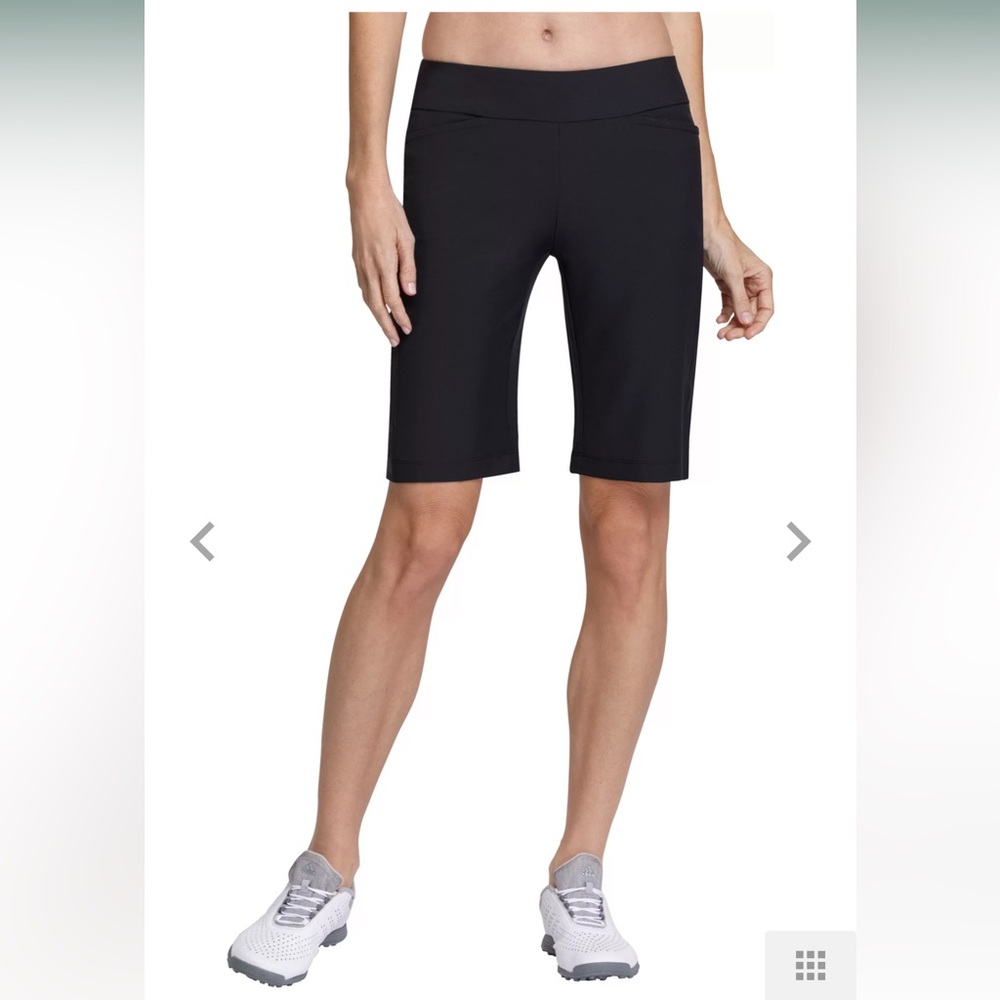 COPY - Size 8 Tail Women's 11'' Golf Shorts.  Brand new with tags!  Make an off…